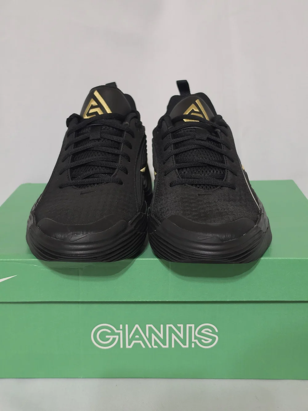 Nike Giannis Immortality 5 (GS) Basketball Shoes US Youth Size 6.5Y (NWOT)